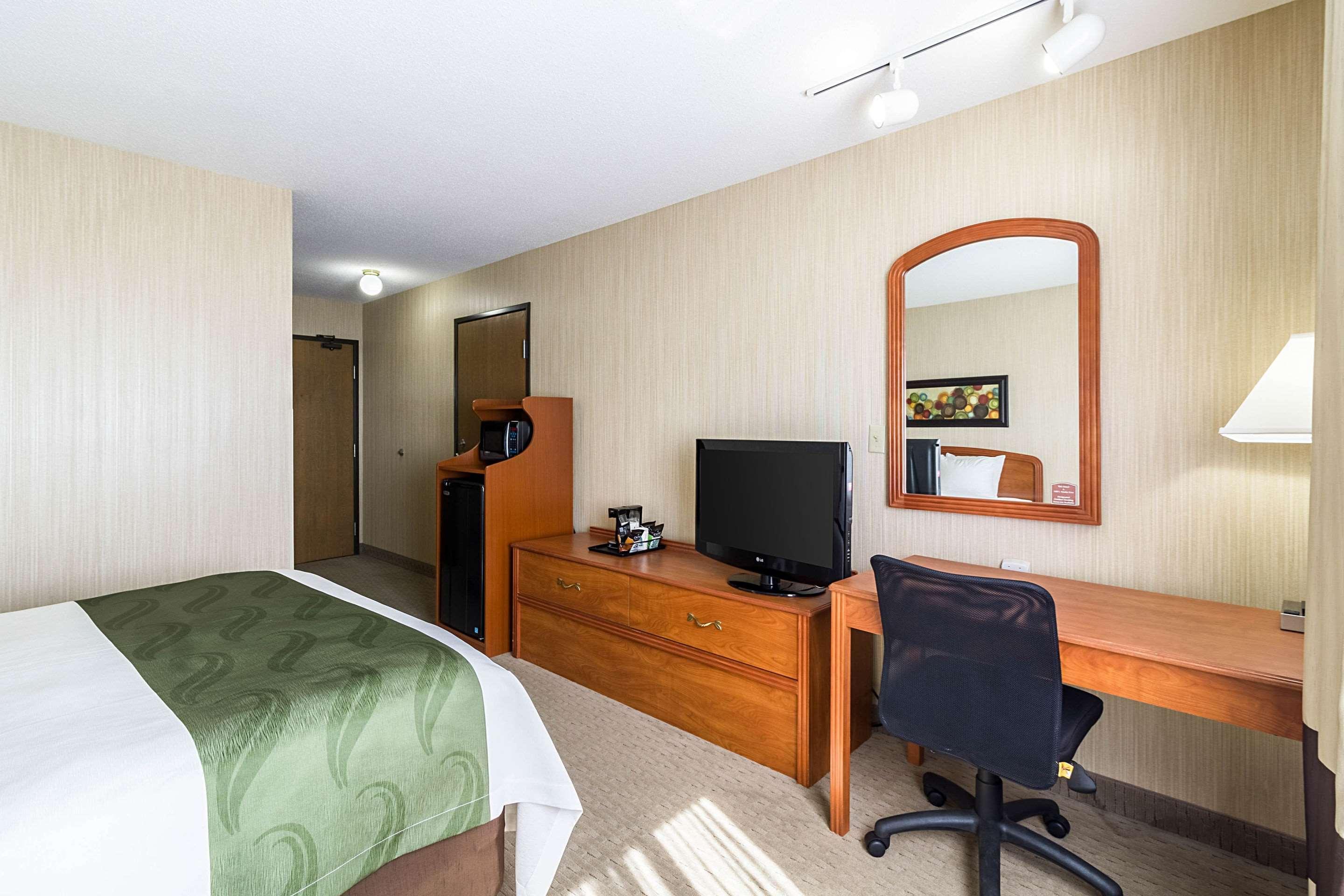 Quality Inn Marshall Mn Near University Exterior foto