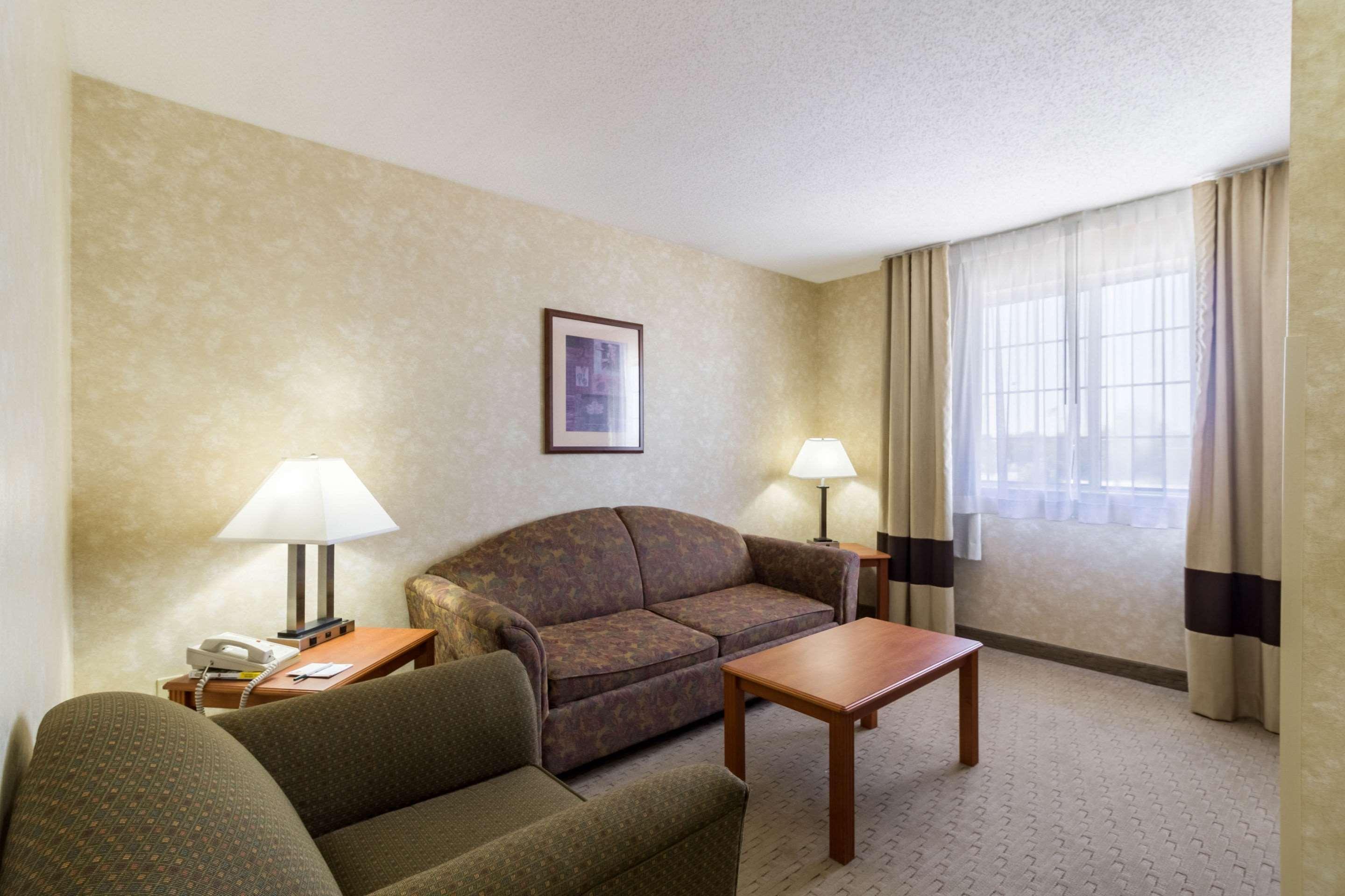 Quality Inn Marshall Mn Near University Exterior foto
